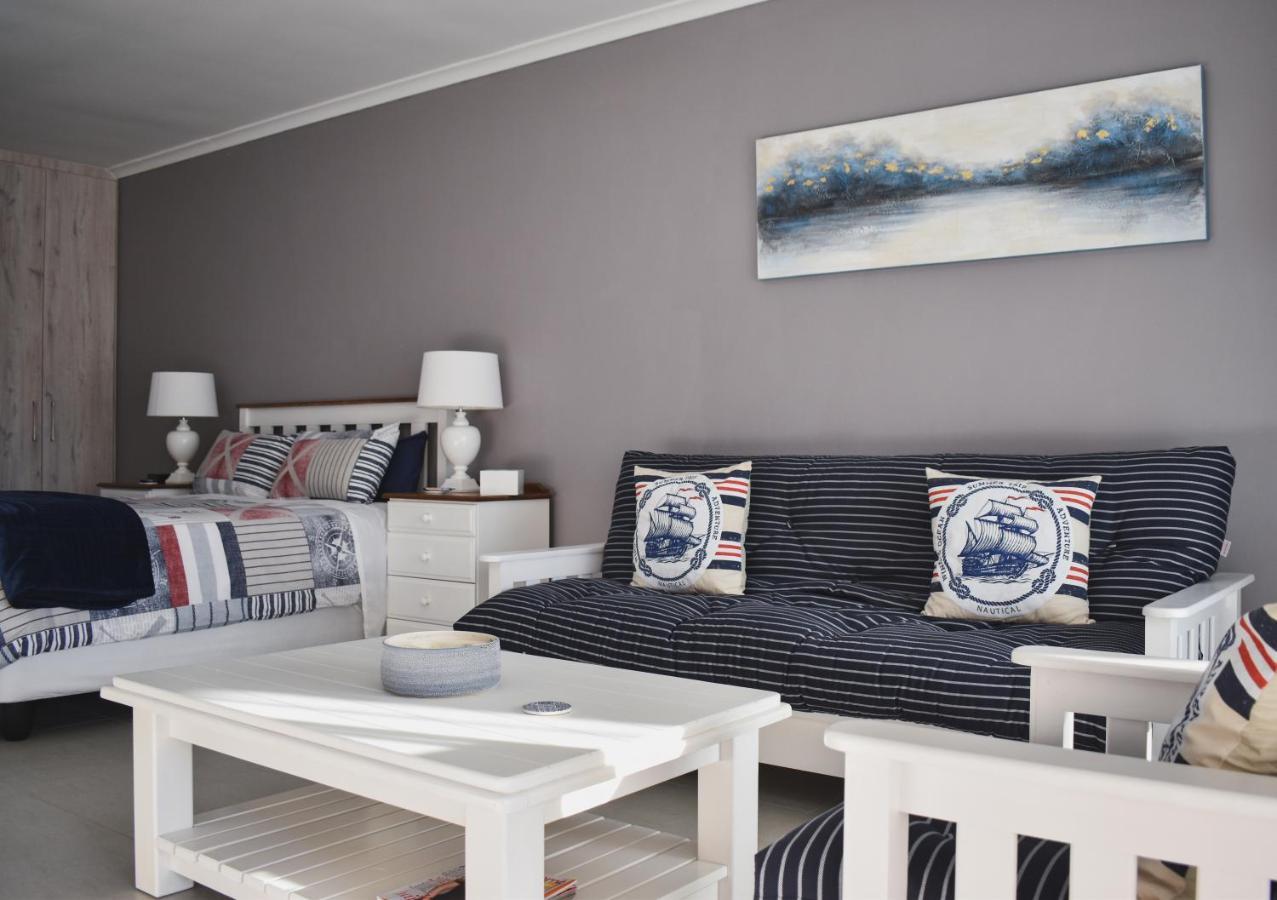 Settle Inn Self Catering Units Колчестър Екстериор снимка