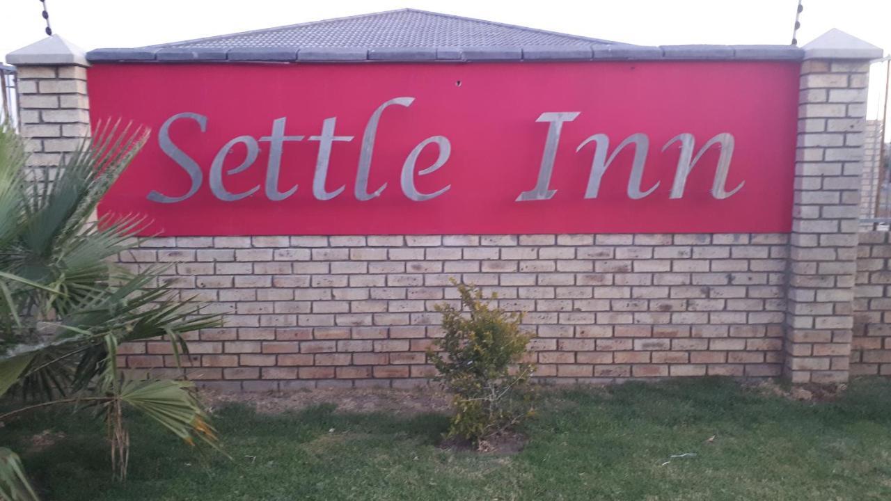 Settle Inn Self Catering Units Колчестър Екстериор снимка