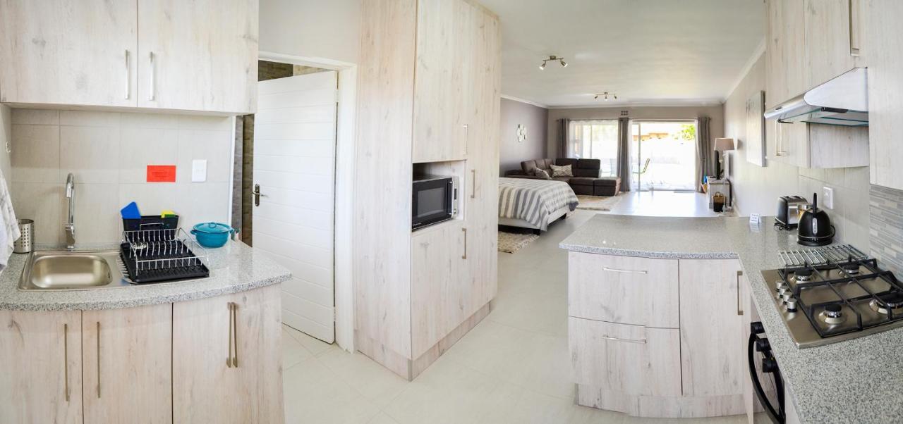 Settle Inn Self Catering Units Колчестър Екстериор снимка