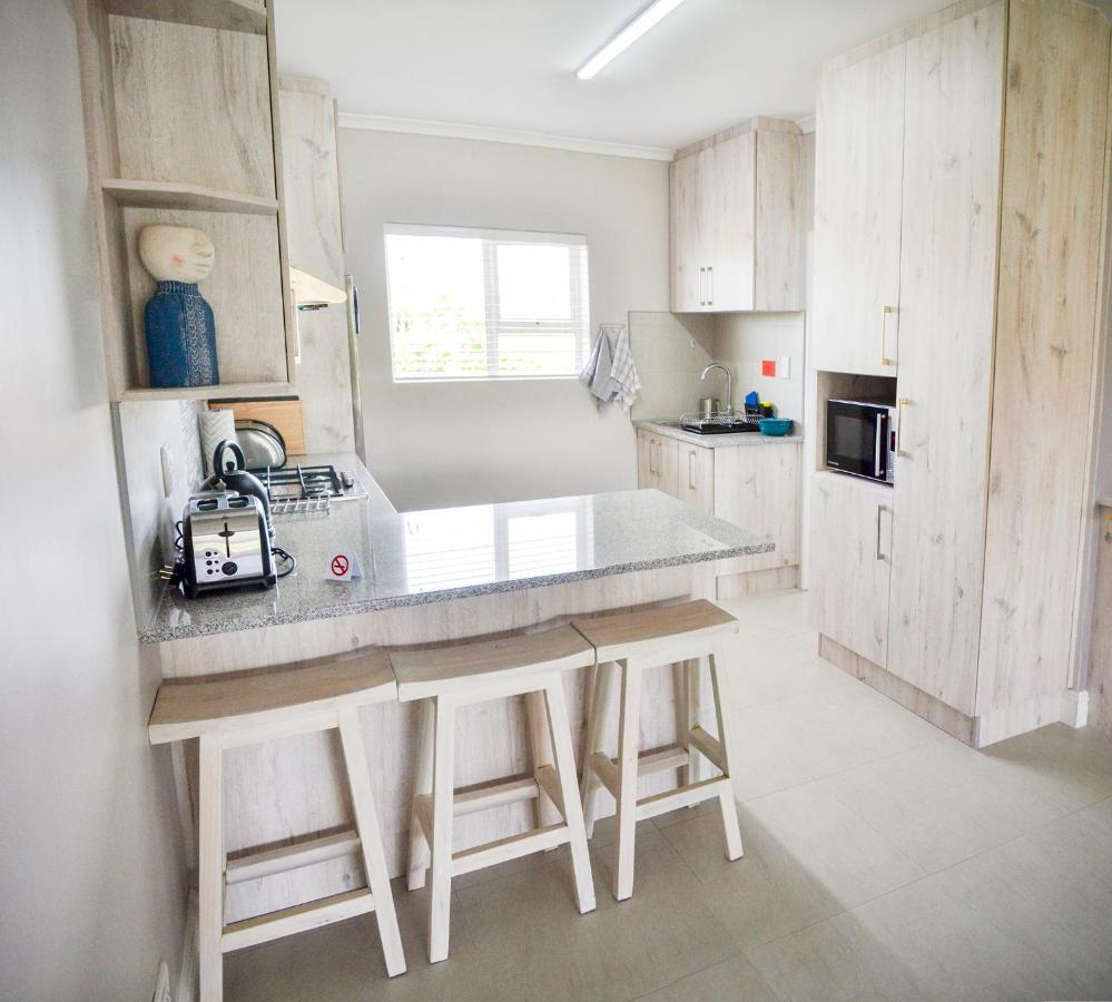 Settle Inn Self Catering Units Колчестър Екстериор снимка