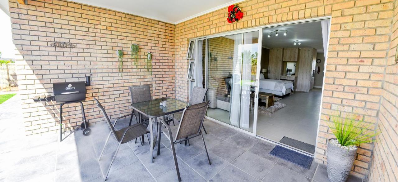 Settle Inn Self Catering Units Колчестър Екстериор снимка