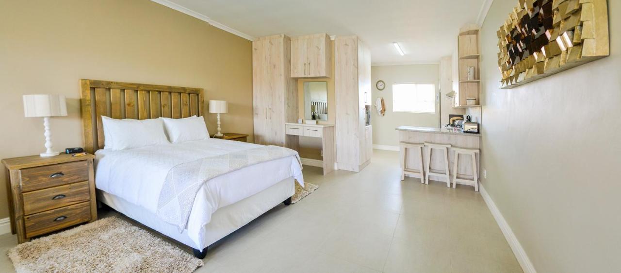 Settle Inn Self Catering Units Колчестър Екстериор снимка
